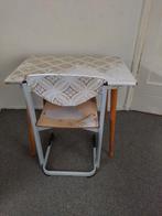 Tafel en een stoel kinderen, Kinderen en Baby's, Ophalen of Verzenden, Zo goed als nieuw