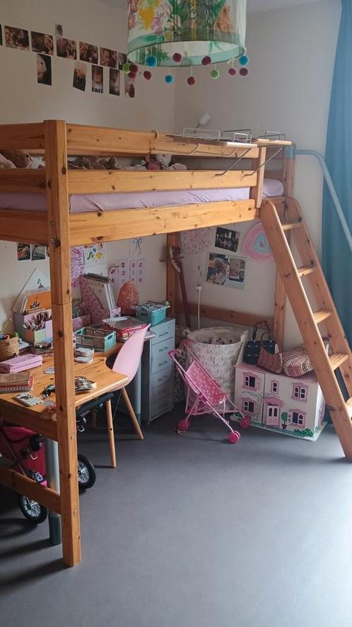 Flexa hoogslaper met schuine trap en bureau, Kinderen en Baby's, Kinderkamer | Stapelbedden en Hoogslapers, Gebruikt, Hoogslaper