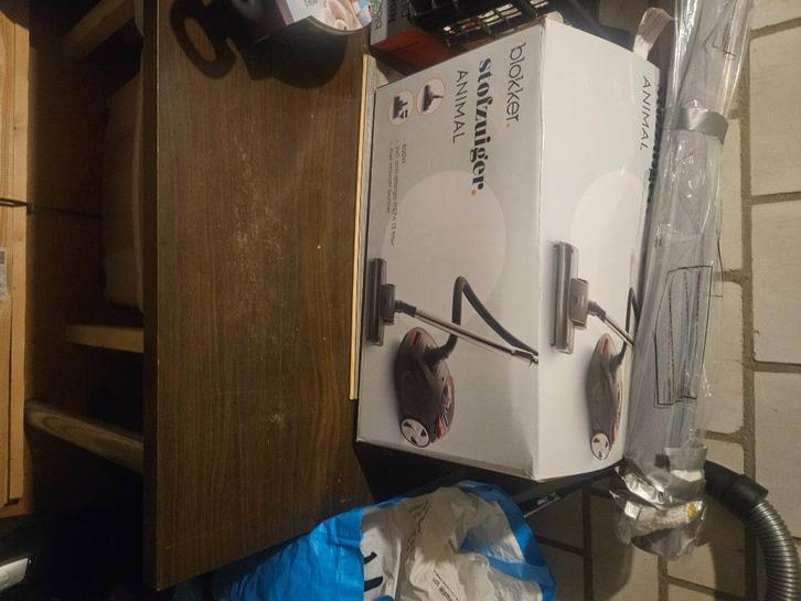 Blokker Stofzuiger Animal 600W – Nieuw in doos, Witgoed en Apparatuur, Stofzuigers, Nieuw, Stofzuiger, 1200 tot 1600 watt, Stofzak