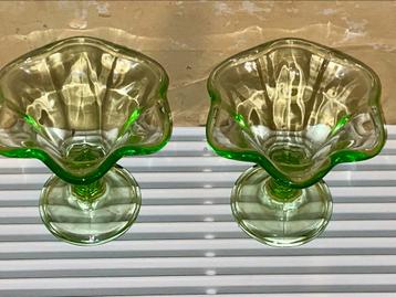 Groene Vintage Dessertcoupes (2 stuks) beschikbaar voor biedingen