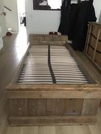Gratis afhalen bed + onderschuifbed + matrassen 80x200, Huis en Inrichting, Slaapkamer | Bedden, Ophalen, Eenpersoons, Bruin, Steigerhout