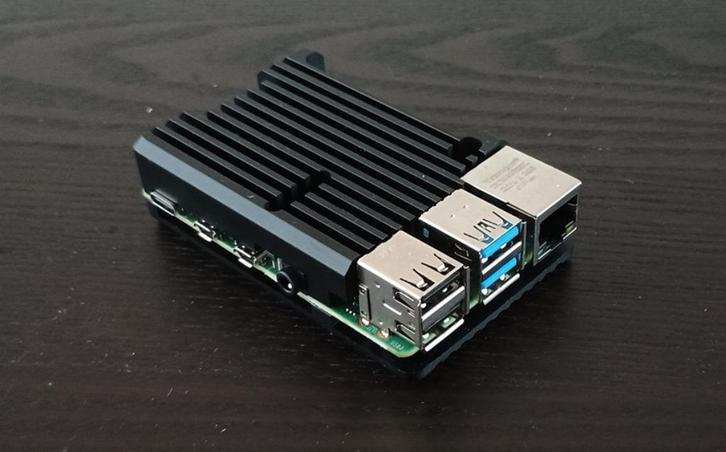 Raspberry Pi 4 4GB Model B compleet pakket met veel extra's, Hobby en Vrije tijd, Elektronica-componenten, Zo goed als nieuw, Ophalen of Verzenden