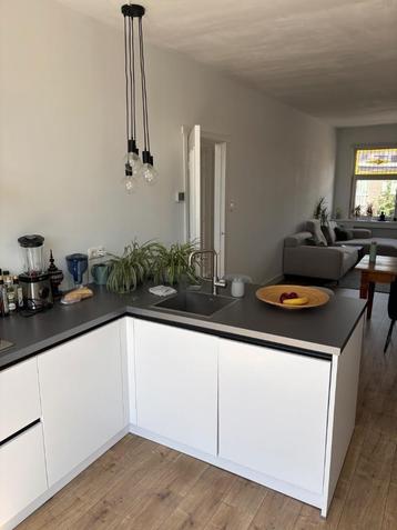 Gratis keuken beschikbaar voor biedingen