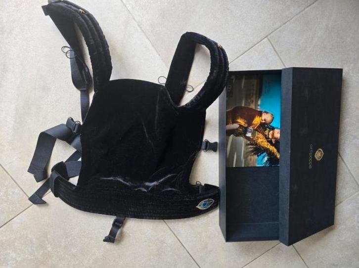 Artipoppe Zeitgeist Velvet Draagzak, Kinderen en Baby's, Babydragers en Draagdoeken, Zo goed als nieuw, Draagzak, Buik of Rug