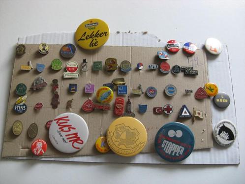 Diversen speldje (per stuk verkrijgbaar ) 24 buttons Speldje, Verzamelen, Speldjes, Pins en Buttons, Zo goed als nieuw, Overige onderwerpen