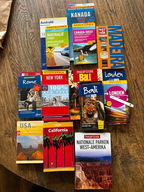 Diverse reisgidsen, Boeken, Reisgidsen, Zo goed als nieuw, Reisgids of -boek, Ophalen of Verzenden