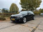 BMW 1-Serie 116I 100KW 3DR Aut8 2012 Zwart, Auto's, 65 €/maand, 1280 kg, Zwart, 4 cilinders