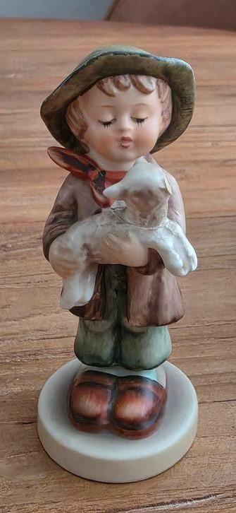 Hummel beeldje "the lost sheep', Antiek en Kunst, Antiek | Religie, Ophalen