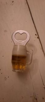 Koelkastmagneet met bieropener., Ophalen of Verzenden, Nieuw