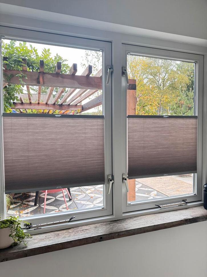 Veneta Plissé Gordijnen - 715mm x 1230mm, Huis en Inrichting, Stoffering | Gordijnen en Lamellen, Zo goed als nieuw, 100 tot 150 cm