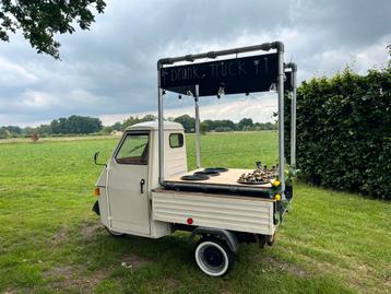Foodtruck / mobiele bar / PromoPiaggio te huur beschikbaar voor biedingen