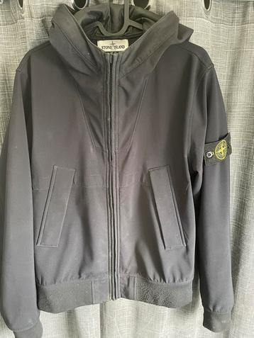 Stone island jas maat M beschikbaar voor biedingen