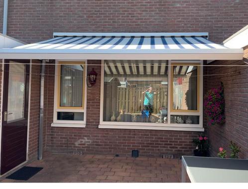 Knikarmscherm 3,50 mtr x 2,50 ( uitval ) elektrische bediend, Tuin en Terras, Zonneschermen, Gebruikt, Knikarmscherm, Elektrisch