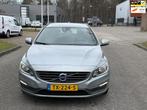 Volvo V60 1.6 D2 Momentum, Euro 5, Stof, Gebruikt, Zwart