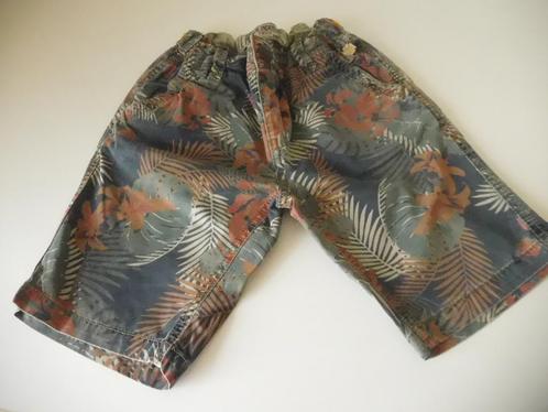 jongensbermuda maat 128, Kinderen en Baby's, Kinderkleding | Maat 128, Zo goed als nieuw, Jongen, Broek, Ophalen