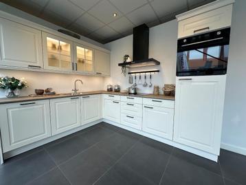 ZD010 – Syracuse/ Sylt showroom keuken beschikbaar voor biedingen