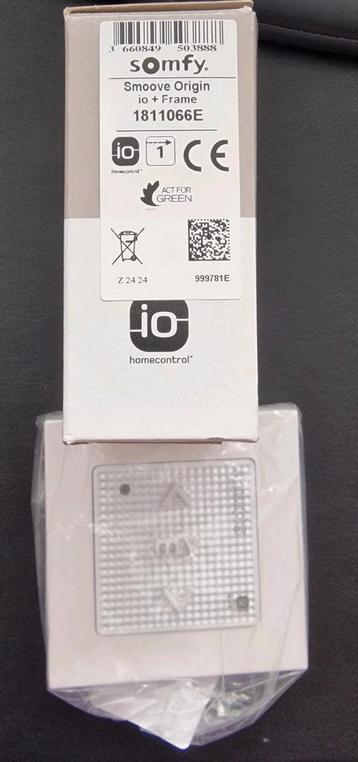 Somfy Smoove Origin io + frame Wit wandzender beschikbaar voor biedingen