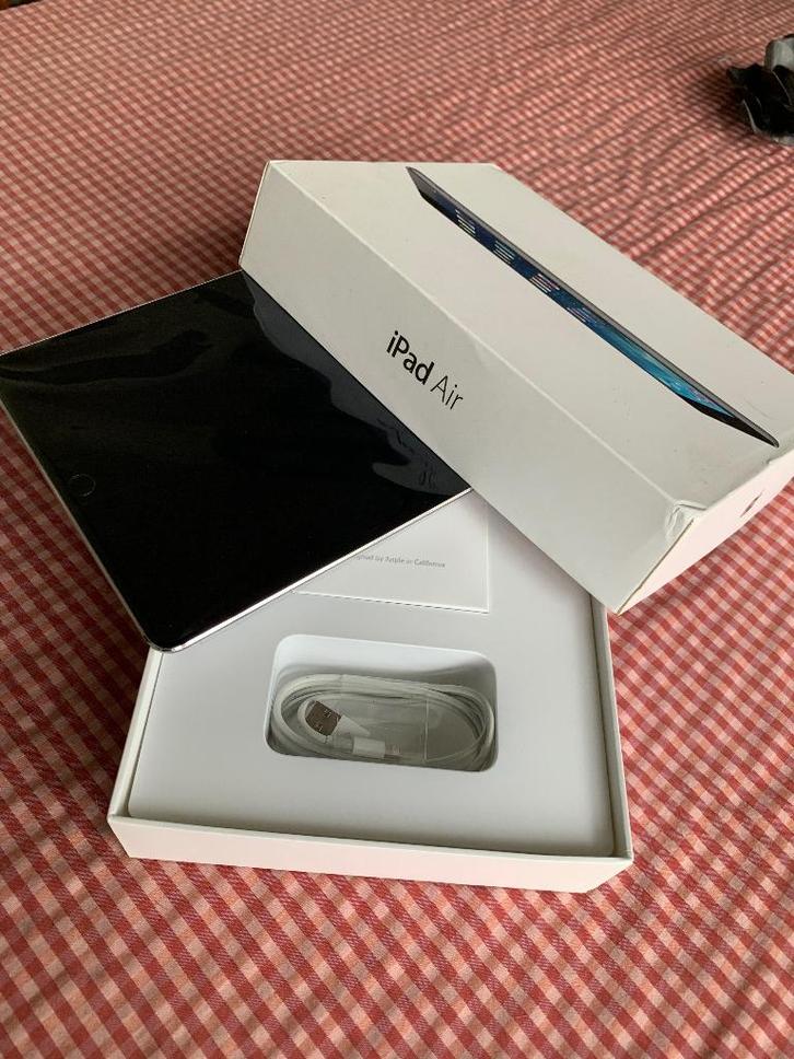 Apple iPad Air 2 64GB a1566, Computers en Software, Apple iPads, Zo goed als nieuw, Apple iPad Air, Wi-Fi, 10 inch, 64 GB, Grijs