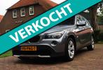 BMW X1 SDrive18i Executive Aut. | Panorama | Historie Comple, Auto's, BMW, Zwart, 4 cilinders, 150 pk, Origineel Nederlands
