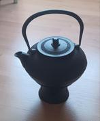 Gietijzeren theepot + kopjes, Huis en Inrichting, Keuken | Servies, Overige materialen, Overige typen, Ophalen of Verzenden, Zo goed als nieuw