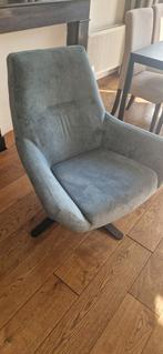 Stijlvolle draaifauteuil, Ophalen, Minder dan 75 cm, Zo goed als nieuw, Metaal
