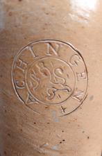 Kruikje met stempel - bodem afgedraaid - Adv S 229, Antiek en Kunst, Antiek | Keramiek en Aardewerk, Ophalen of Verzenden