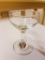 Likeurglas 9 x 5,5 cm, Antiek en Kunst, Antiek | Glas en Kristal, Ophalen of Verzenden