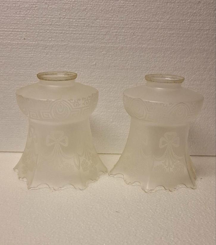 Set van 2 vintage lampenkappen, Huis en Inrichting, Lampen | Lampenkappen, Gebruikt, Minder dan 25 cm, Overige vormen, Wit, Crème