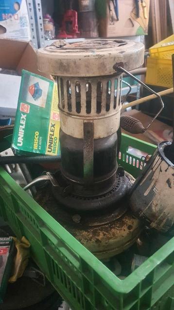 Petroleumkachel - Vintage Verwarming beschikbaar voor biedingen