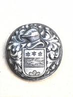 Zilveren broche met Adelijke familie wapen, Ophalen of Verzenden, Overige materialen