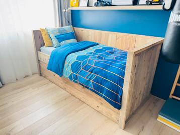 Steigehouten bed/bank 90x200 cm