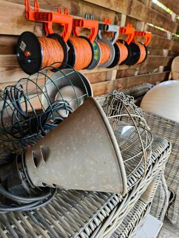 Te koop aangeboden  beschikbaar voor biedingen