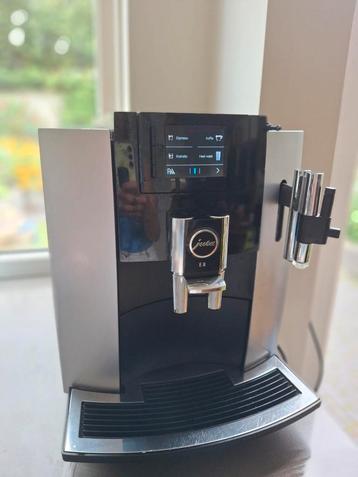 Volautomatische koffiemachine Jura E8 (2016) beschikbaar voor biedingen