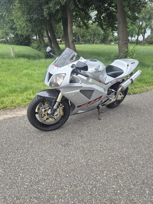 Honda VTR-1000 SP1, Motoren, Motoren | Honda, Particulier, Super Sport, meer dan 35 kW, 2 cilinders, Sportuitlaat, Ophalen