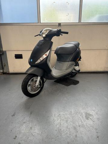 Piaggio Zip 2000 50cc 2t beschikbaar voor biedingen