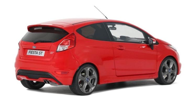Ford Fiesta Mk.7 ST 2016 in Race Red van Ottomobile 1:18, Hobby en Vrije tijd, Modelauto's | 1:18, Nieuw, Auto, OttOMobile, Ophalen of Verzenden