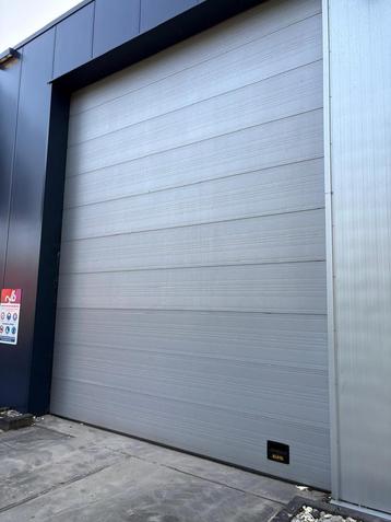 Elektrische overheaddeur garagedeur snelloopdeuren evt 3 beschikbaar voor biedingen