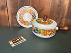Vintage jaren 70 fondue pan met bloemen, Huis en Inrichting, Keuken | Potten en Pannen, Overige materialen, Overige typen, ?, Zo goed als nieuw