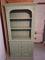 Antieke/vintage groene buffetkast gotisch met sierlijsten, Ophalen, Gebruikt, 200 cm of meer, 50 tot 100 cm