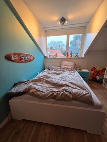 Ikea bedframe met lattenbodem - afbeelding 3