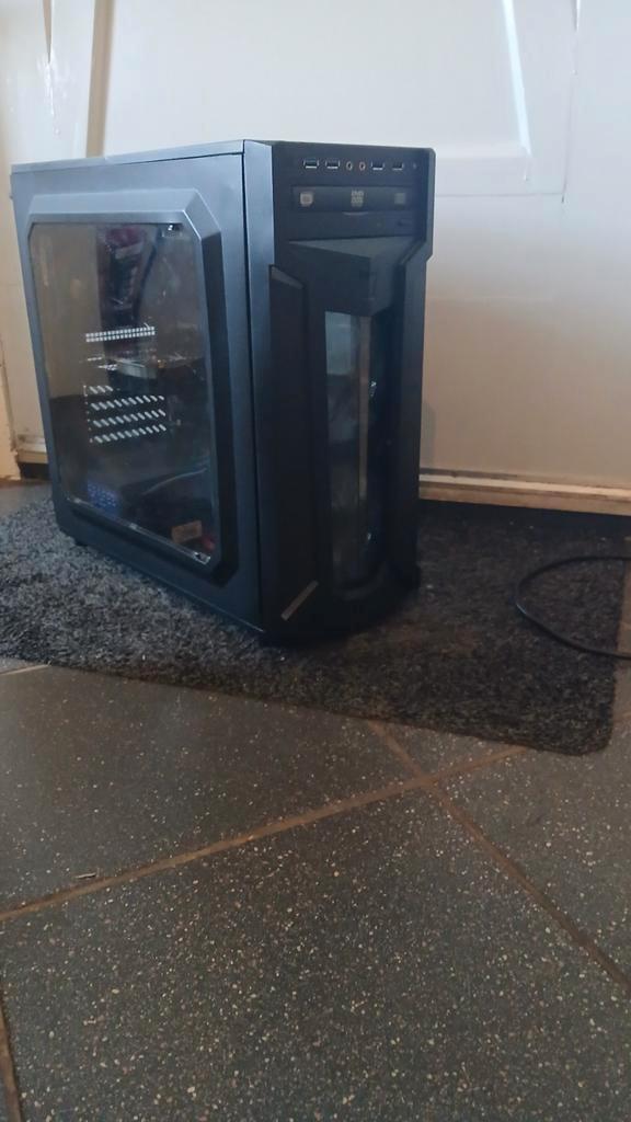 Hele setup met PC en scherm - i3 & GTX 1070, Computers en Software, Desktop Pc's, Gebruikt, 3 tot 4 Ghz, HDD, SSD, 8 GB, Met videokaart