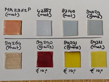 Mat en glans poeder glazuren div. kleuren < 1060 C glazuur beschikbaar voor biedingen