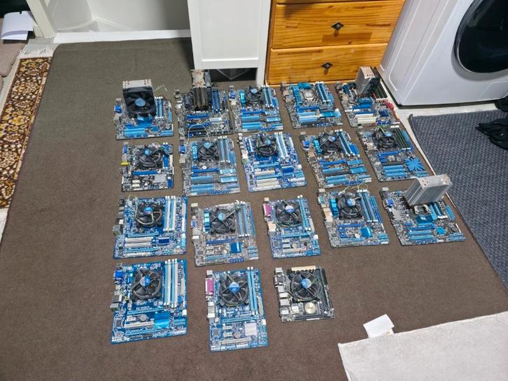 18x Moederbord / Asus / Gigabyte / ASRock / Socket 775, Computers en Software, Moederborden, Gebruikt, DDR3, Ophalen of Verzenden