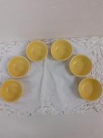 Plateelbakkerij Gouda - 6 pastelgele pindabakjes - Jaxis, Antiek en Kunst, Antiek | Servies los, Ophalen of Verzenden