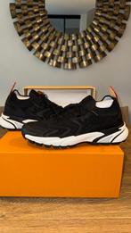 Louis Vuitton LV Runner Tatic Sneakers, Kleding | Heren, Schoenen, Ophalen of Verzenden, Nieuw, Zwart, Sneakers of Gympen