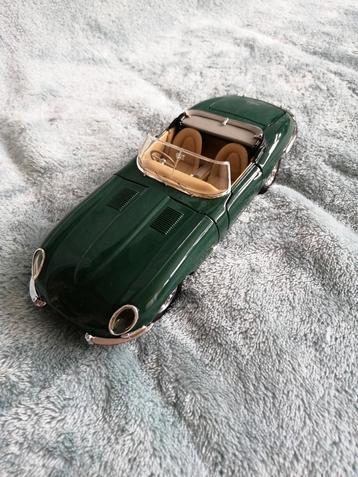 Jaguar E type 1: 24