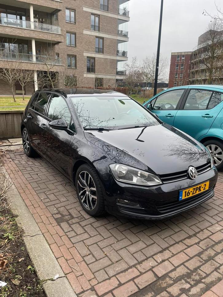 Volkswagen Golf 1.2 TSI 63KW 5D 2013 Zwart, Auto's, Volkswagen, Golf, ABS, Airconditioning, Centrale vergrendeling, Cruise Control