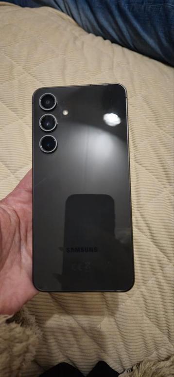 Samsung S24 FE 128GB - Zo Goed Als Nieuw! beschikbaar voor biedingen