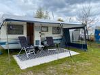 Zeer nette caravan Saphir 490 Q nieuwe banden, fietsenrekken, Caravans en Kamperen, Ophalen, Gebruikt