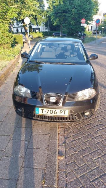 Seat Ibiza 2007 Zwart, weinig kilometers beschikbaar voor biedingen